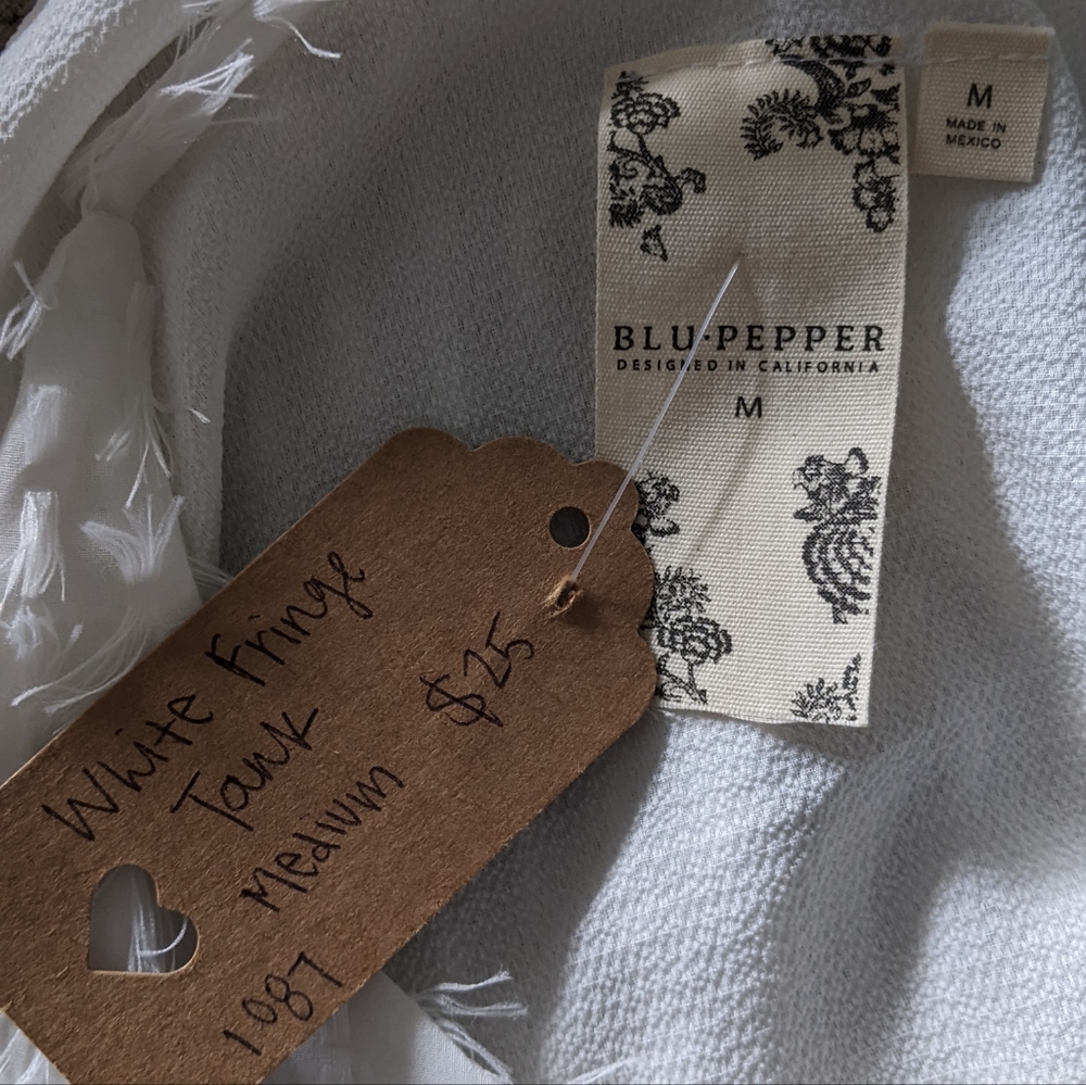 NWT Blu Pepper White Tank Top, size medium - Picture 3 of 3